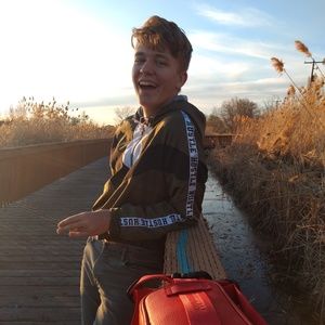 Meet your Posher, Evan